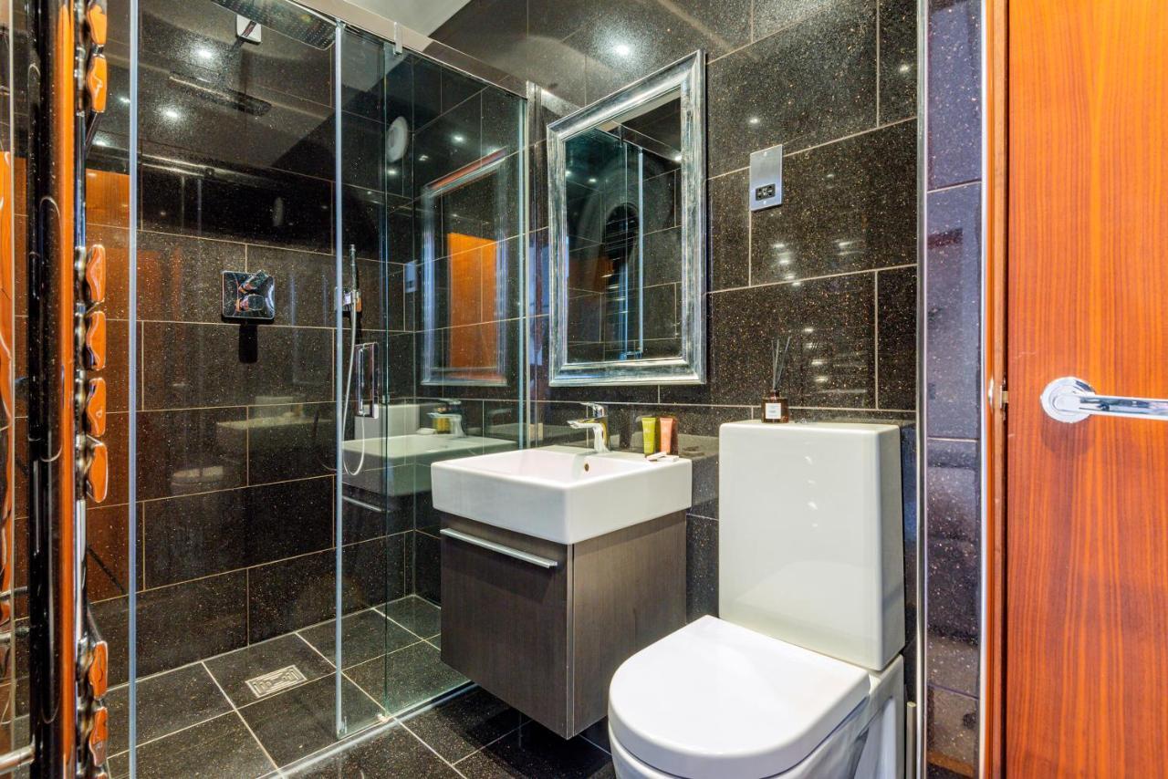 Arcore Premium Rental Shaftesbury Avenue Londra Dış mekan fotoğraf