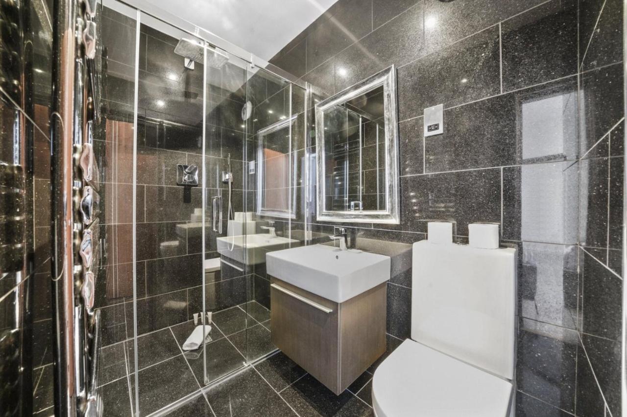 Arcore Premium Rental Shaftesbury Avenue Londra Dış mekan fotoğraf