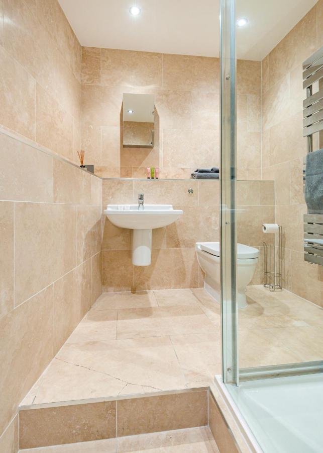 Arcore Premium Rental Shaftesbury Avenue Londra Dış mekan fotoğraf