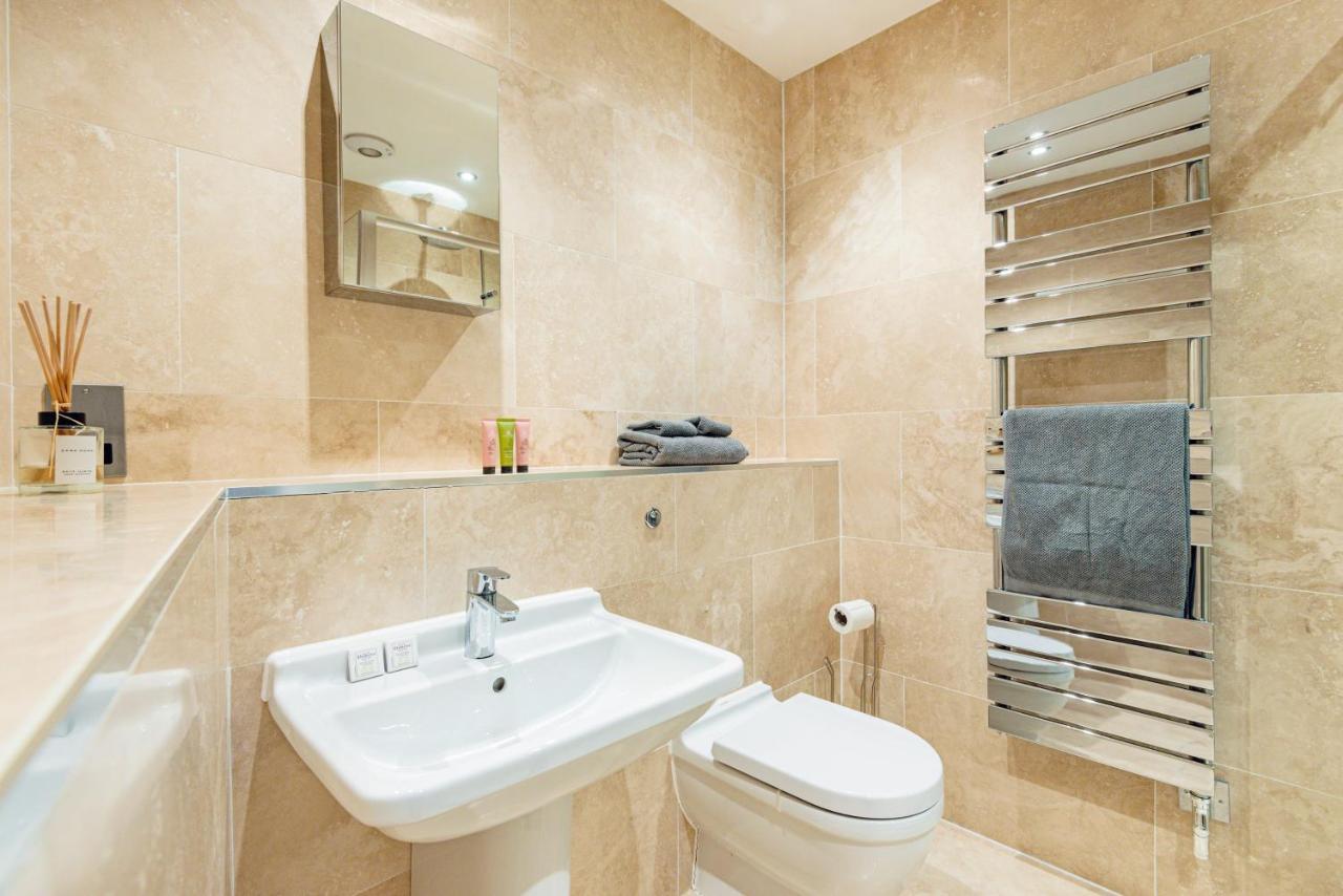 Arcore Premium Rental Shaftesbury Avenue Londra Dış mekan fotoğraf